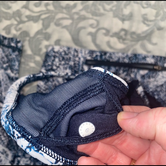 Lululemon matching speed up tight and bra - Picture 7 of 9